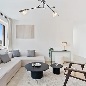 Stylish Retreat In Bivange Appartement